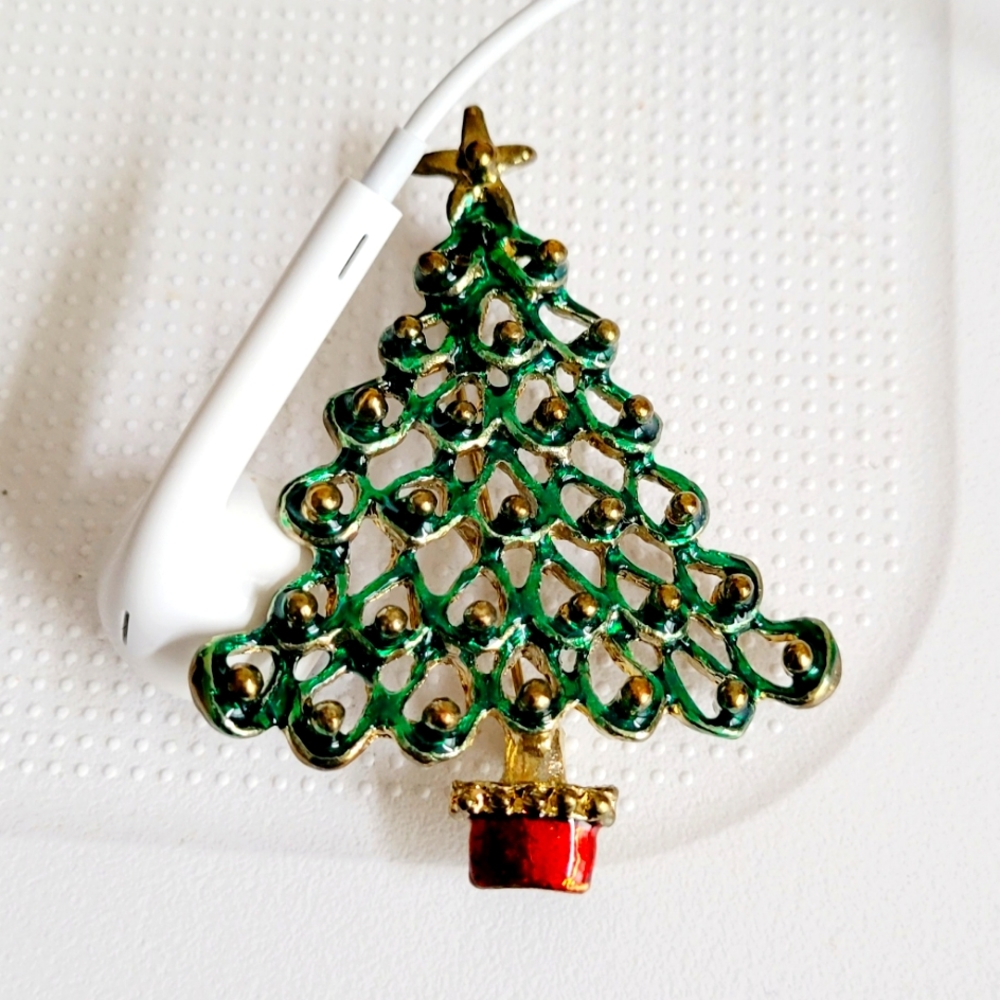 Vintage Christmas tree Brooch / pin